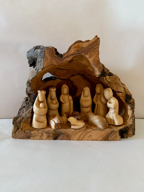 Olive Wood Nativity Scene with Full Holy Family and Animals (Large)